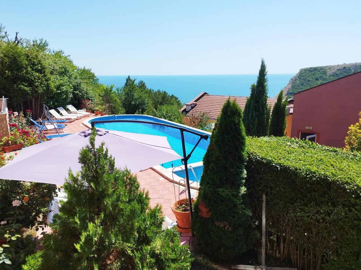 Green, Quiet And Beautiful 1 Apartment Kavarna ภายนอก รูปภาพ